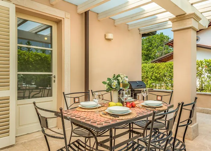 Golden Luxe - Golden Next Twiga Club