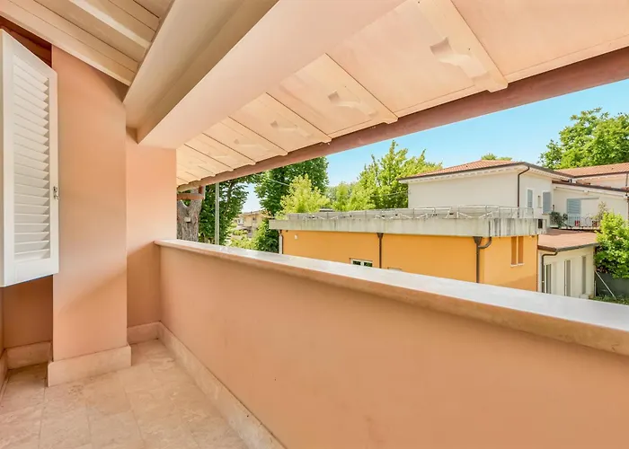 Golden Luxe - Golden Next Twiga Club 마리아나디피에트라산타