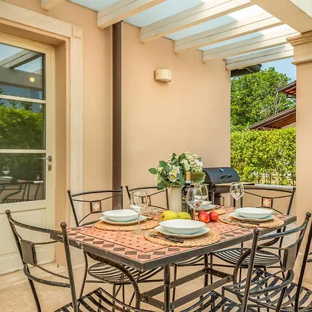 Golden Luxe - Golden Next Twiga Club