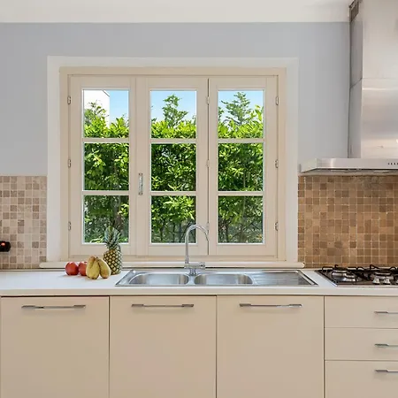 Golden Luxe - Golden Next Twiga Club *