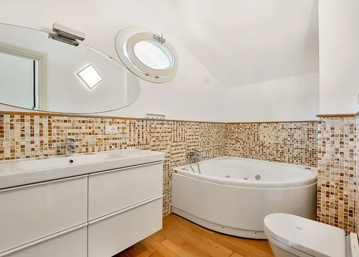 Willa Golden Luxe - Golden Next Twiga Club *