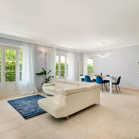 Golden Luxe - Golden Next Twiga Club 마리아나디피에트라산타